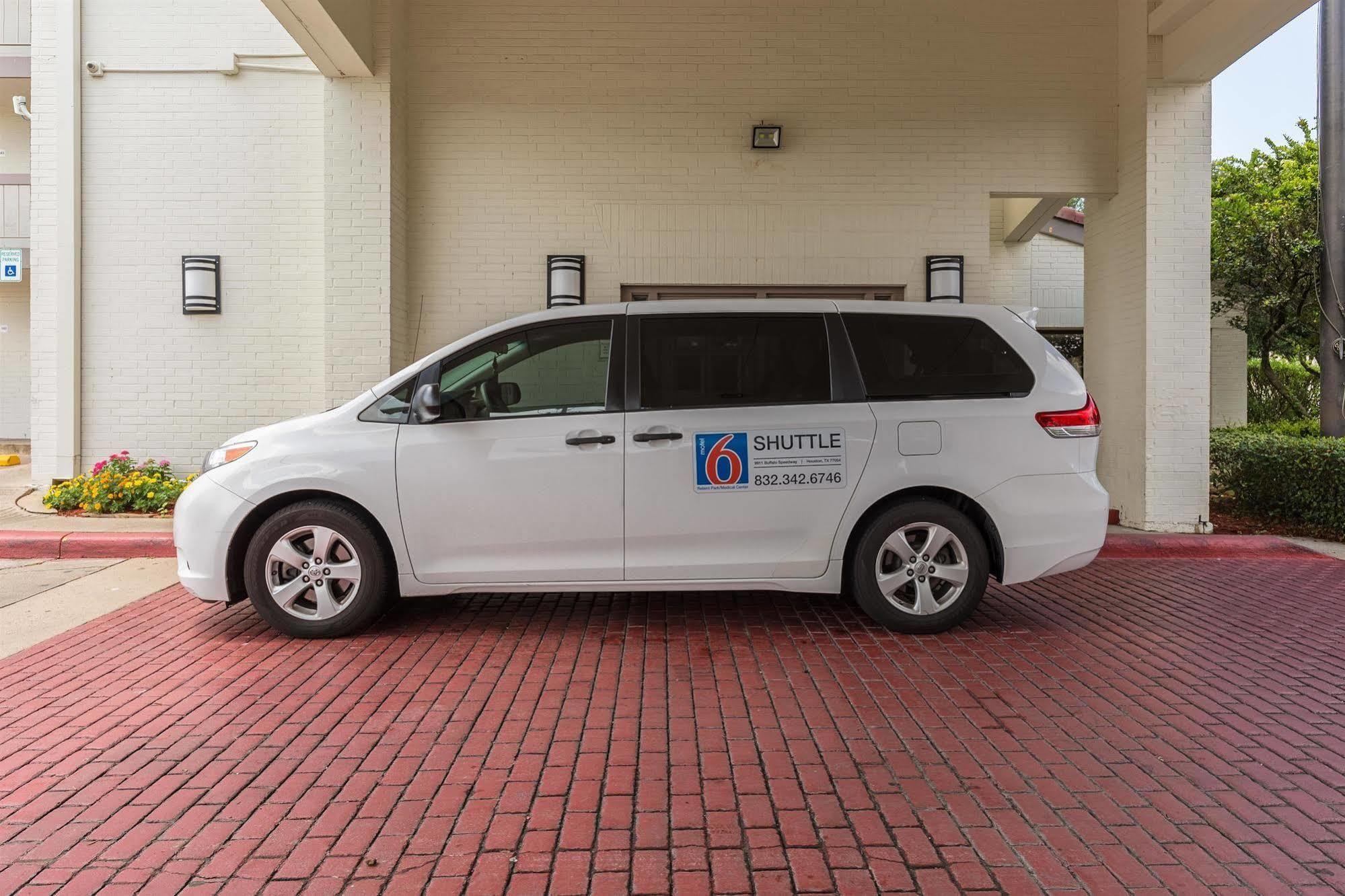Motel 6 Houston Medical Center - Reliant Park エクステリア 写真